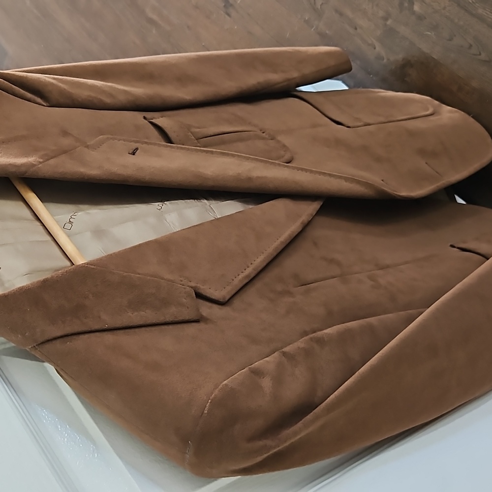 Jacket - Picture 4 of 4